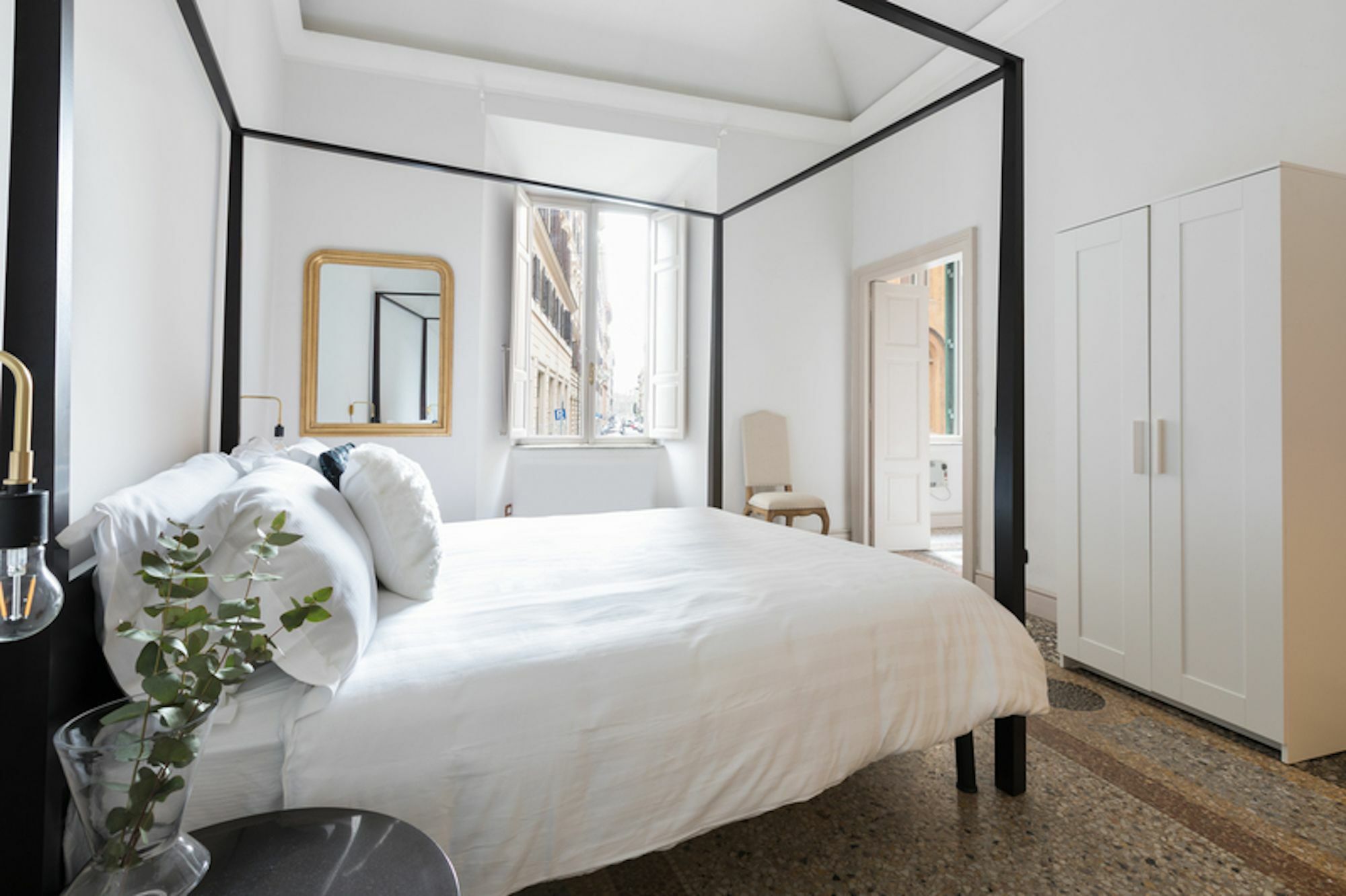 Classic 2br In Prati By Sonder Roma